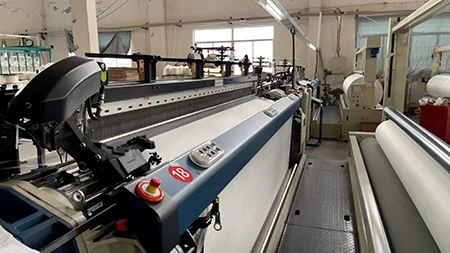 Woven base fabric